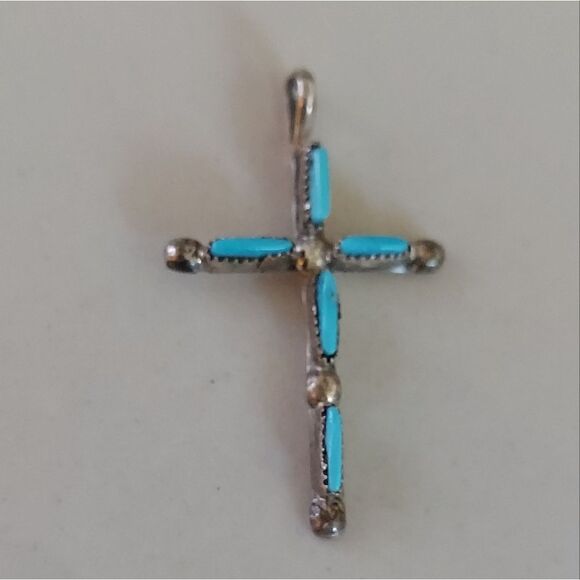 Vintage  Zuni Petite Point Turquoise Cross Pendant Silver Unmarked - Picture 4 of 7